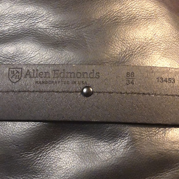 Allen Edmonds leather belt size 34 - Picture 5 of 5